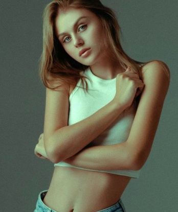 Алина